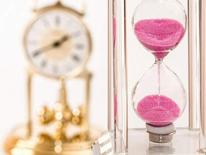 怎么挽回女友的心：跟女友矛盾越来越大，这三招挽回她