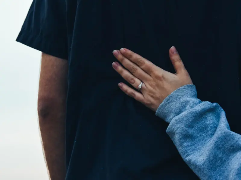 挽回老公方法：老公出轨要离婚，该怎么挽回老公的心