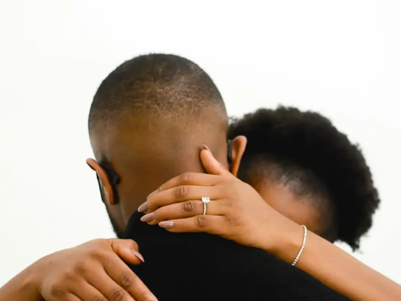 如何挽回老公：这三个方法教你挽回变心的老公，挽救婚姻