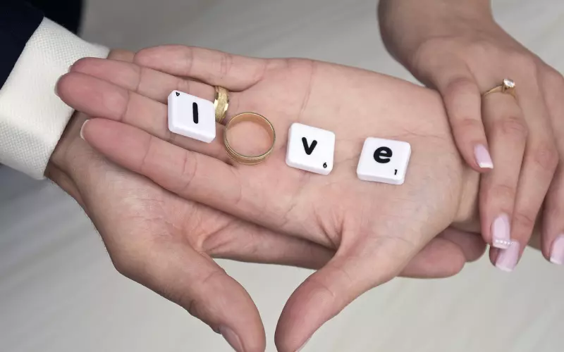 如何挽回老公的心，化解婚姻中的错误之举