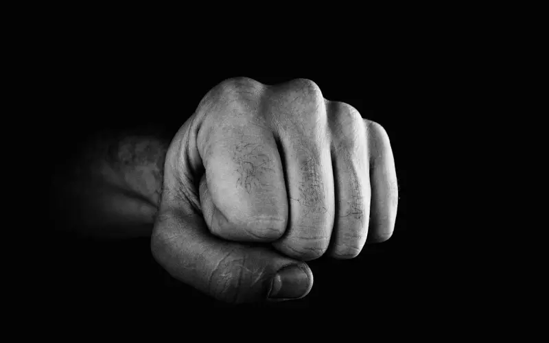 怎么挽回狮子男的心？读懂狮子座男友的心思，深入交流