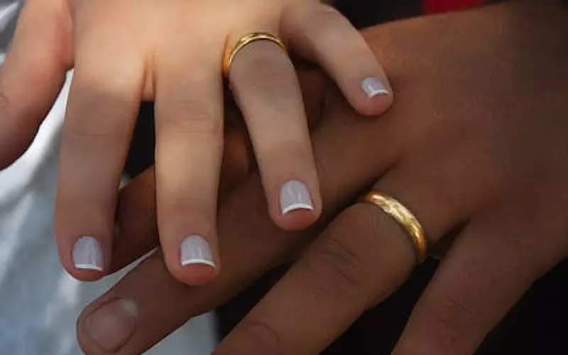 老公的婚外情案例(婚外情上瘾的老公五大特征)