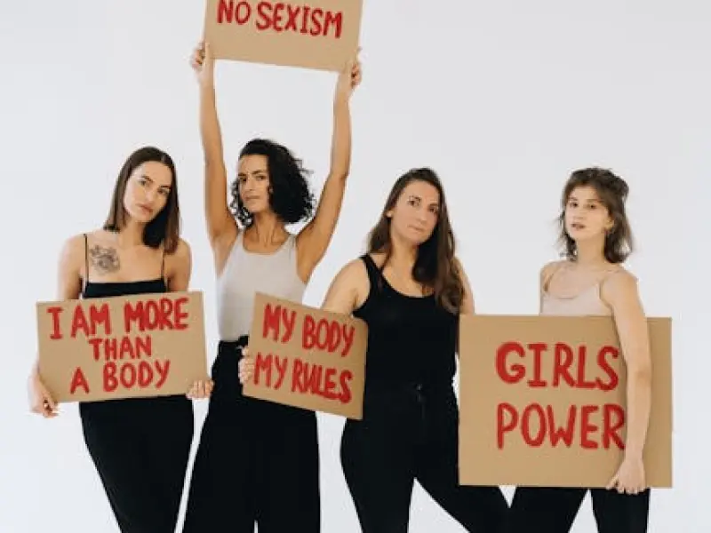 很累又放不下的感情，应该挽回吗？ | 隔壁老王