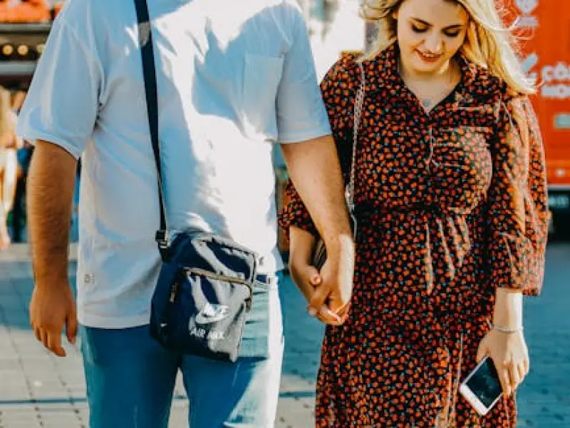 吵架分手了，如何化解矛盾挽回男朋友