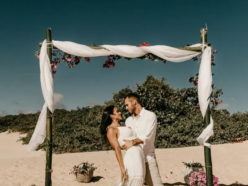 和女友吵架分手了，该怎么挽回女友