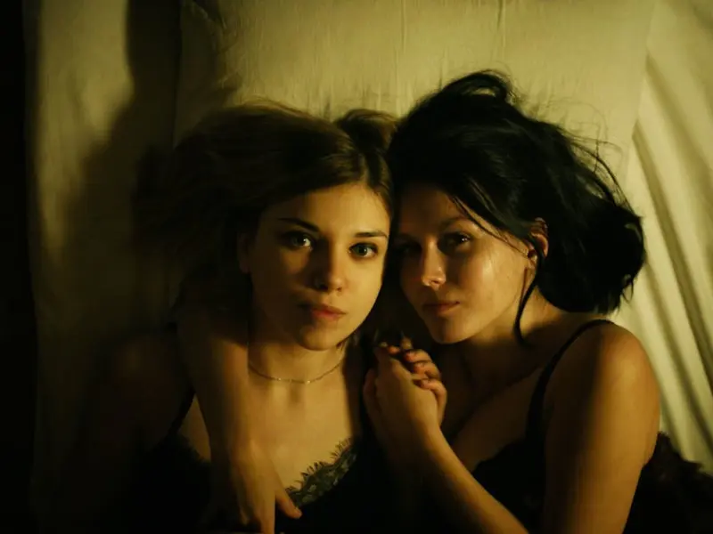 我可以跟你上床，但是我并不爱你。