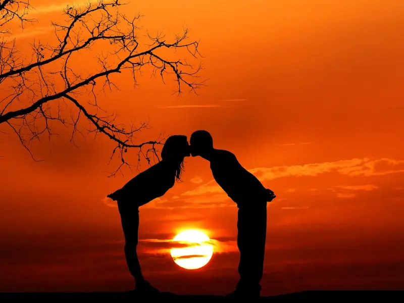 分手后一直放不下男友，该怎么挽回他不会拒绝