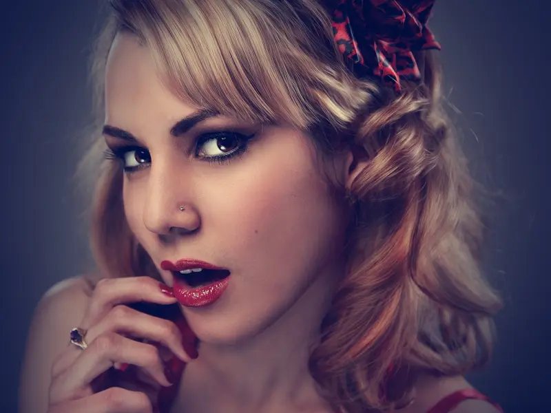 我背叛了男友，该如何挽回他？