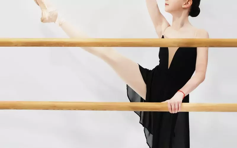 我不想再当“穷游女孩”的...买单侠了