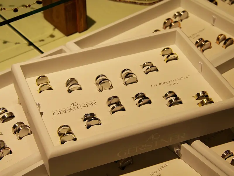 我发现男朋友对我越来越没有感觉了，该怎么办