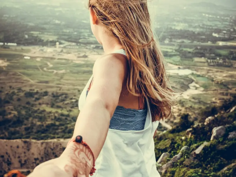 发现老公有外遇，怎么做才能挽回老公出轨的心