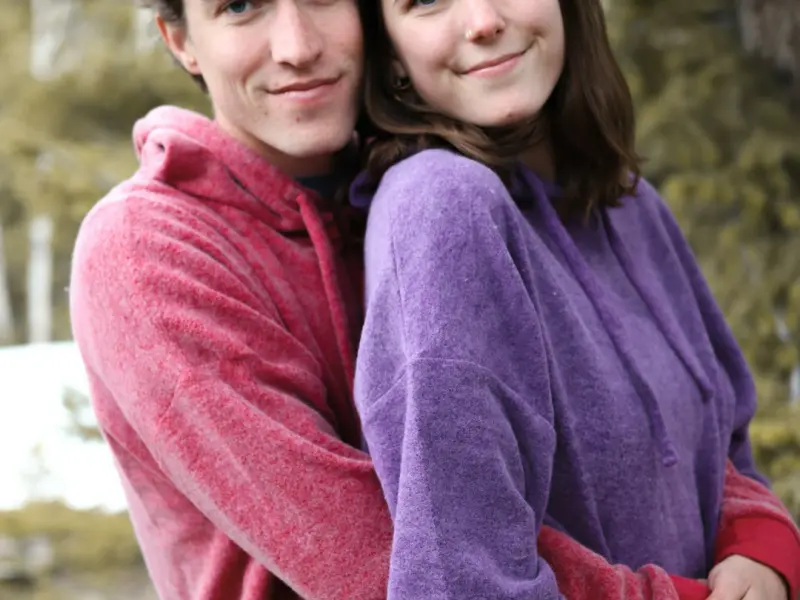 发现女朋友不是处女，我还要继续跟她交往吗？