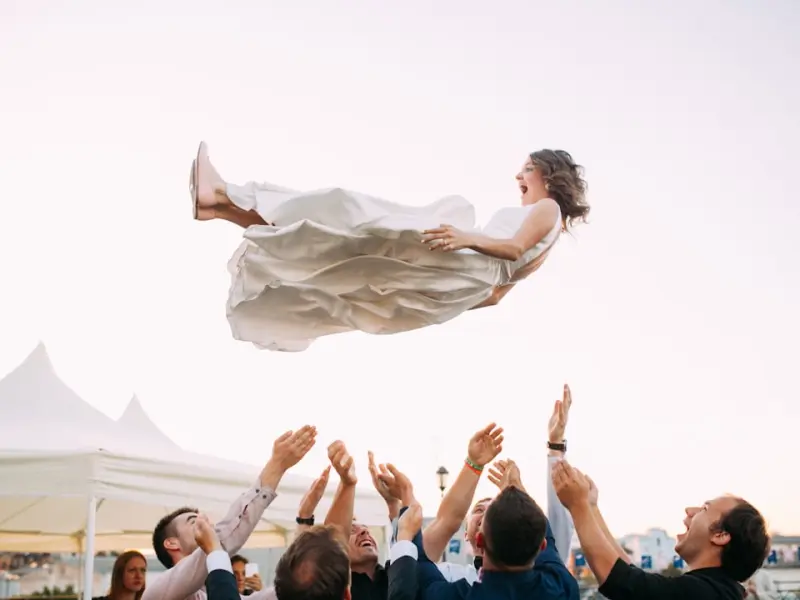 分手后一直纠缠，被拉黑了该怎么挽回