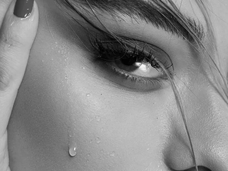 我把身心都交给男朋友了，他竟然要和我分手，我该怎么让他回心转意