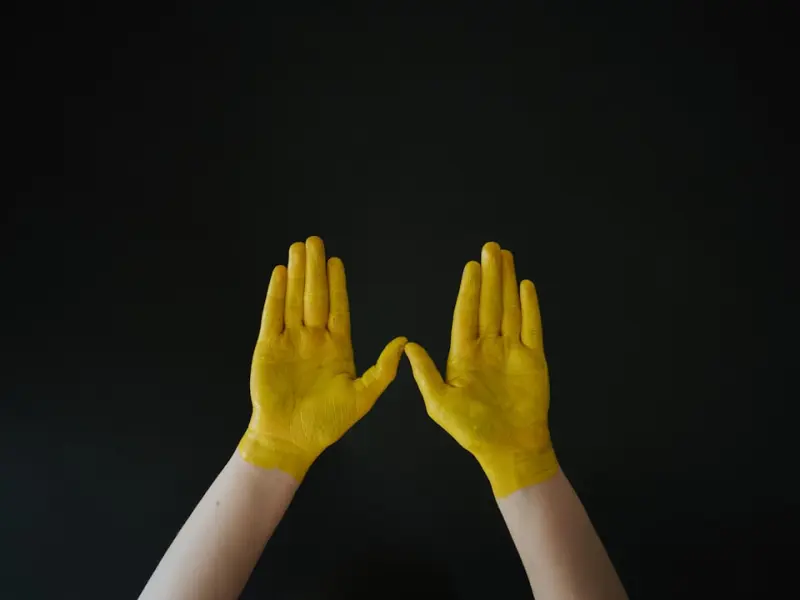 我伤害了男朋友的自尊，导致男朋友一定要和我分手，我该怎么办