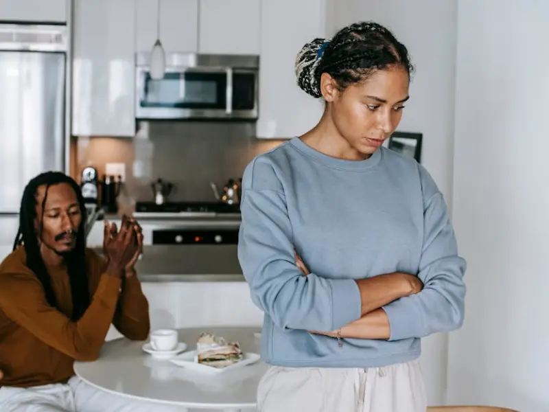 跟男友经常闹矛盾，这段感情值得继续吗?