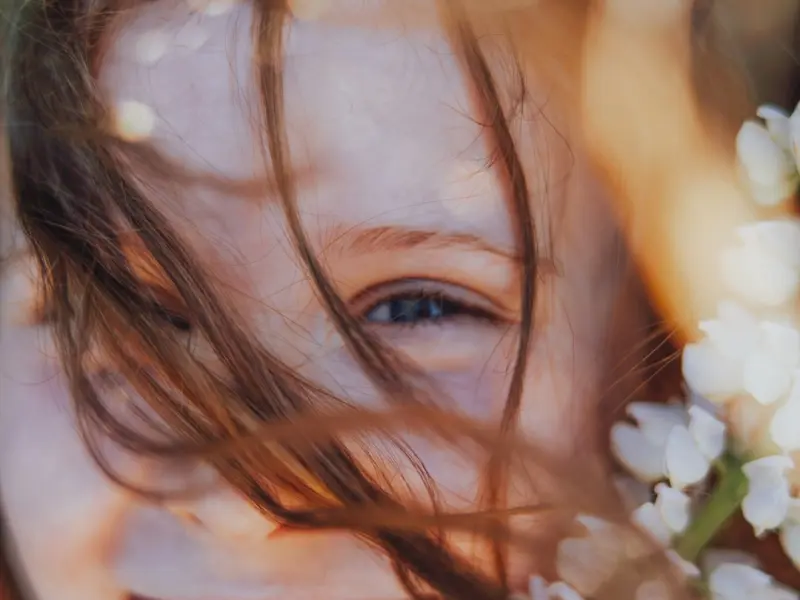 偷偷告诉你这样做，给你发好人卡的女生都能追回来！