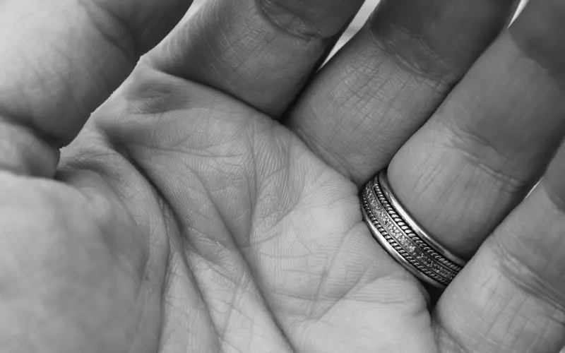 我想先买房后结婚 为此和男友分手了