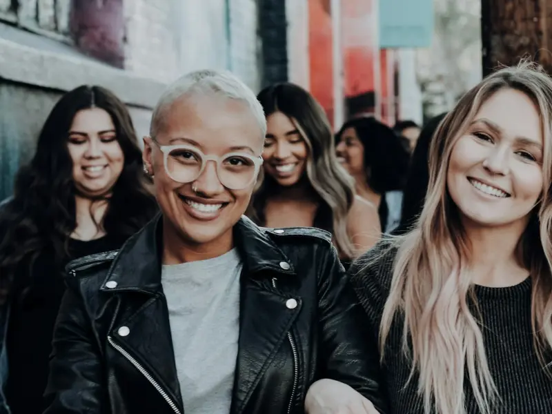 “宁跟明白人打一架，不跟傻逼说句话”朋友圈转疯了！