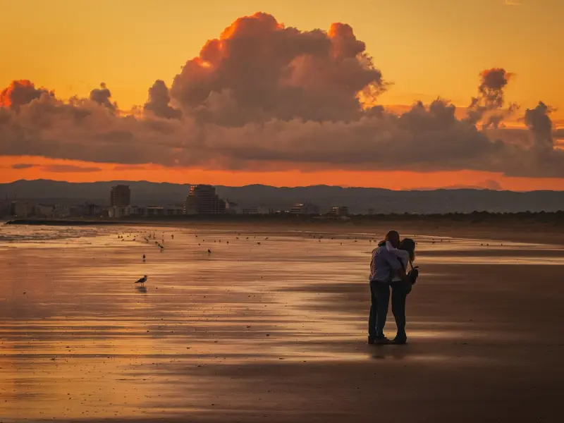 男生频繁“吻”你这3个部位，绝对的爱你入骨，女生要抓紧了