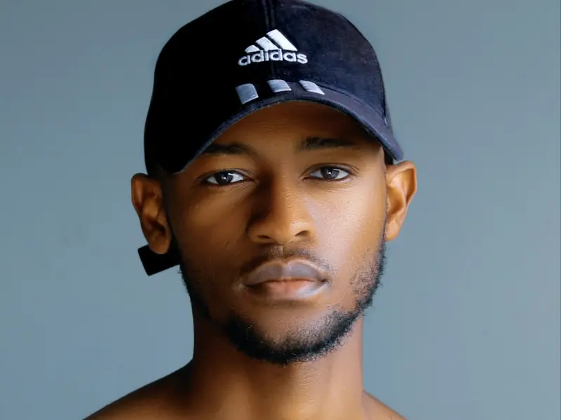 如果一个女孩这么问你，说明她爱你 ！