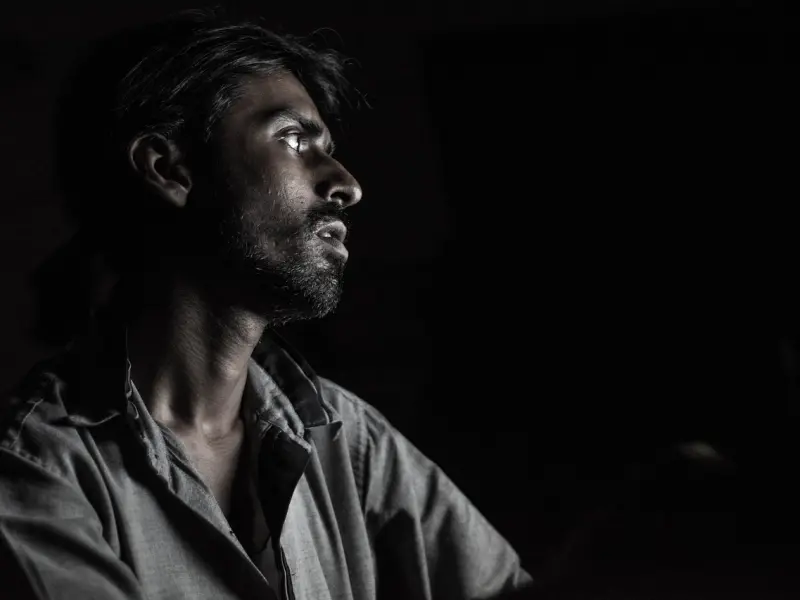 一个男人开始不联系你，也不删除拉黑，多半是这三种情况！