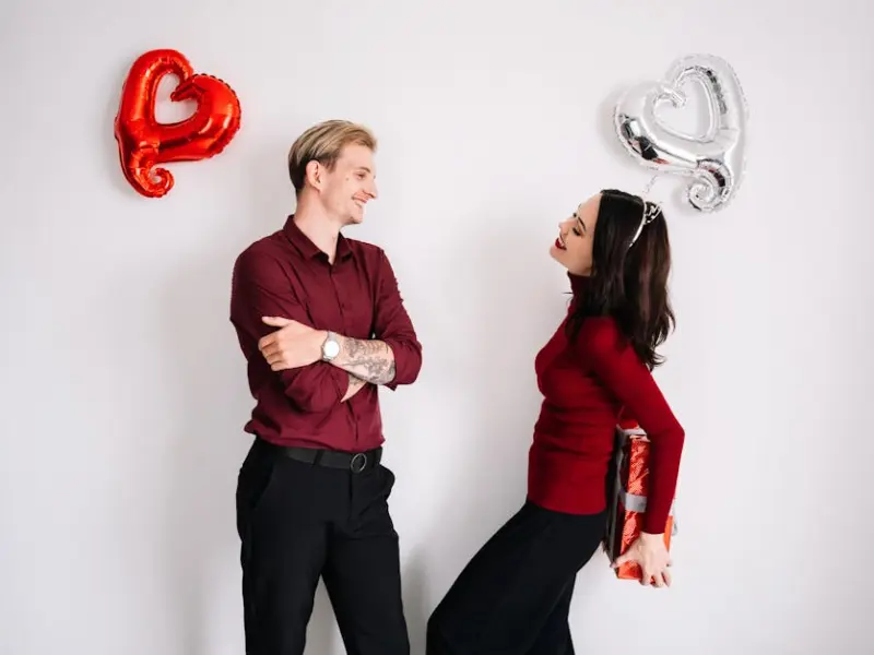 这4样东西，男人不舍得给你，说明他心里还“住了一个人”！