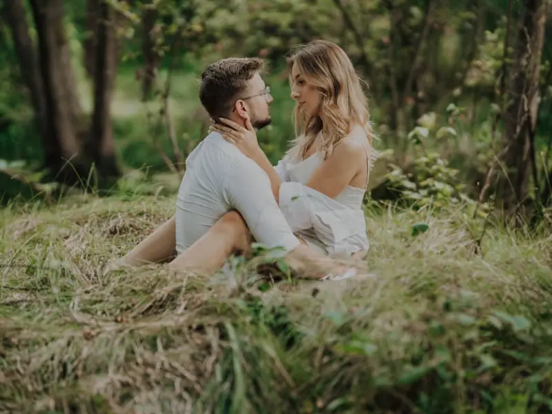 男人跟你在一起有这三个征兆，就是爱上你了，女人要明白