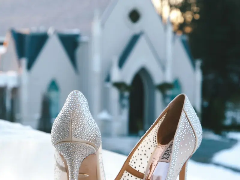 男人真正放不下一个女人，都会有这5大表现，是装不出来的