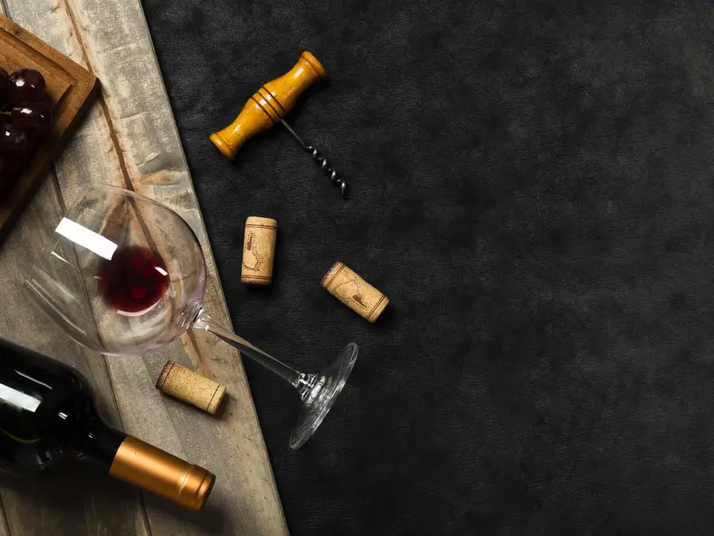 男人突然发来这些消息，说明他早就爱上你了，看不懂就错过了