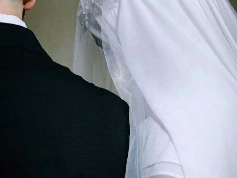 婚姻中出现小三，还存在挽回丈夫的机会吗？