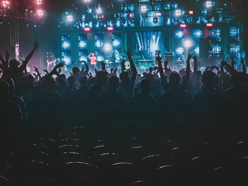 女人心里没有你了，会有这5个表现，很干脆！