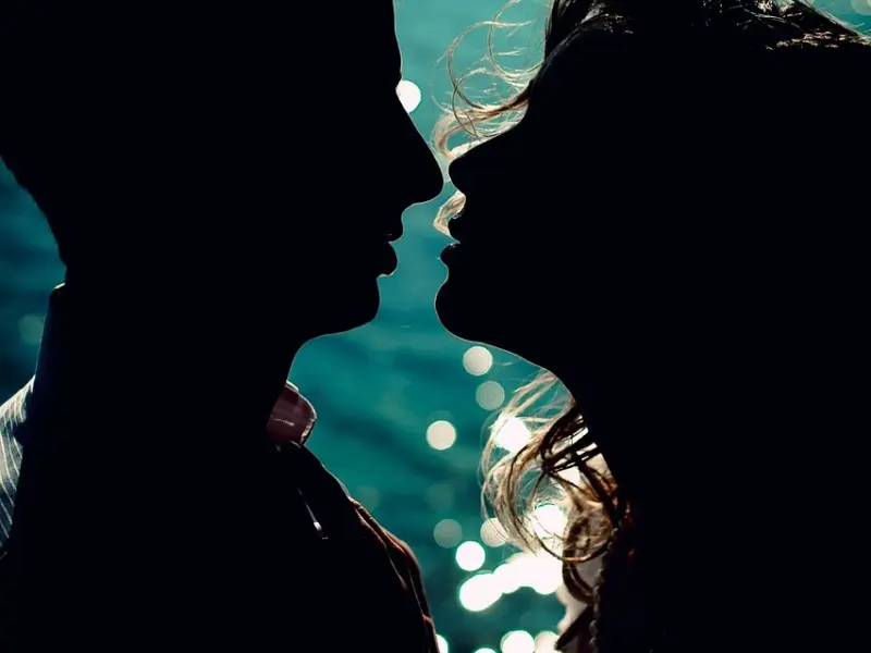 女人愿意主动低头吻你这3个地方，请好好对她