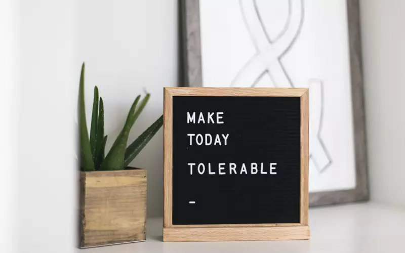 女人想你了，会在微信给你发这三个字！