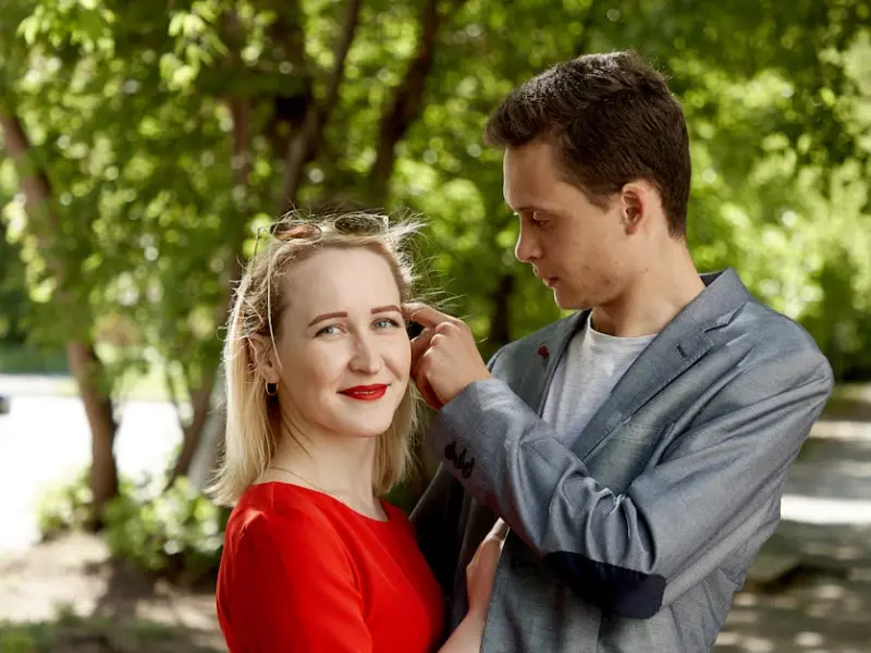 女人多对男人说这四句话，会让他忍不住爱你更深