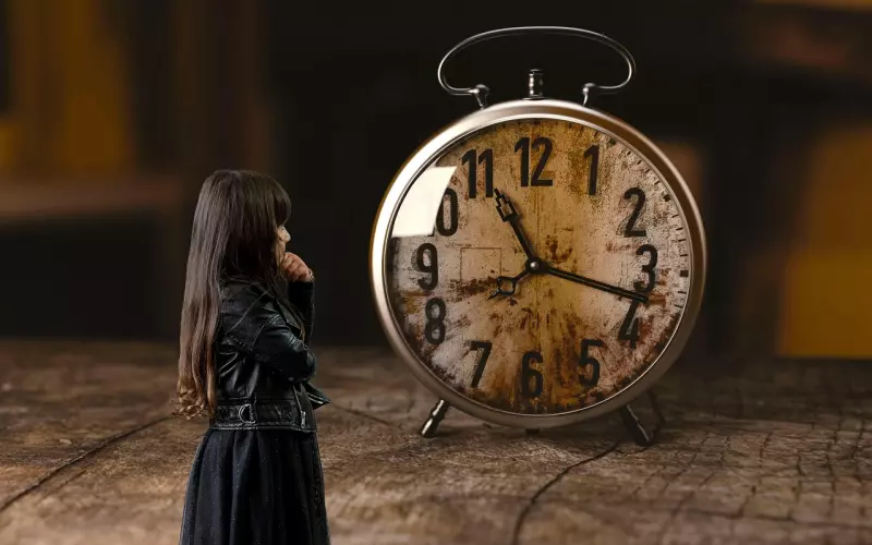 女人微信上每天发给你三句话，说明她在想你了，别不耐烦