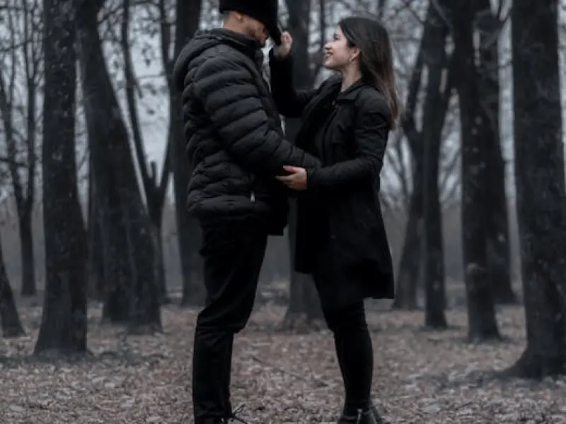 女人想“泡”你，不会明着说，这6种潜台词，你听过吗？