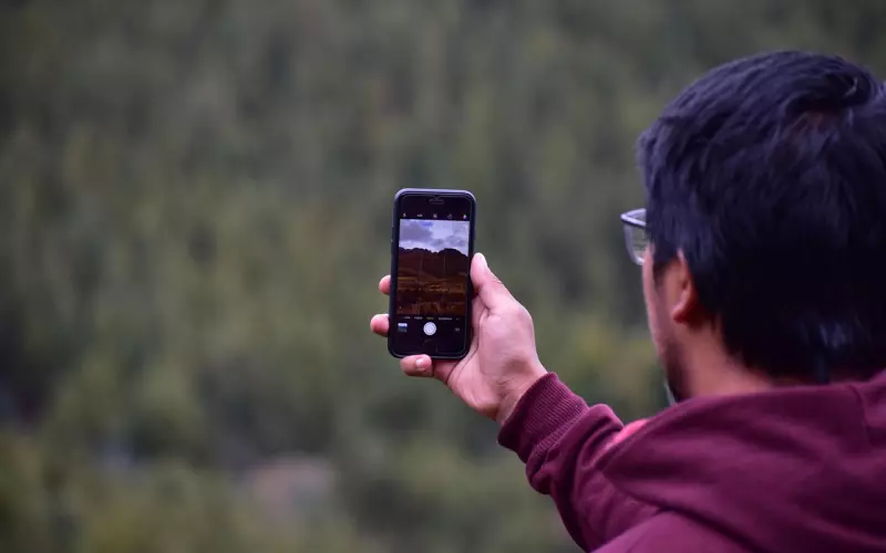 把我的照片设成手机屏幕，他就不会移情别恋？