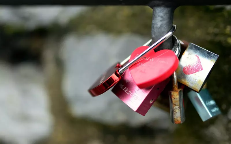 “如果哪天我秀恩爱了”，就证明你们的爱情很幸福吗？