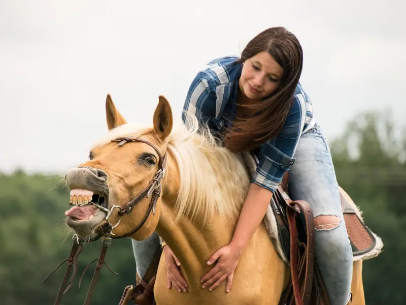 异性之间做了这三件事，那就没有纯友谊了