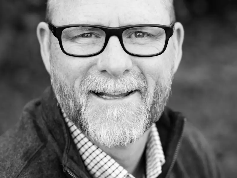 对方不再主动找你，是不是真的不爱了？