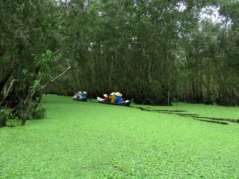 异性之间有这四种行为，早晚会“出事”！