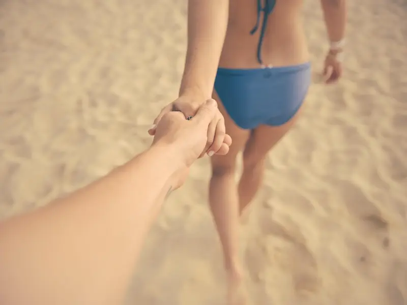 如果两个相爱的人，注定不能做夫妻，他们还能保持什么关系？