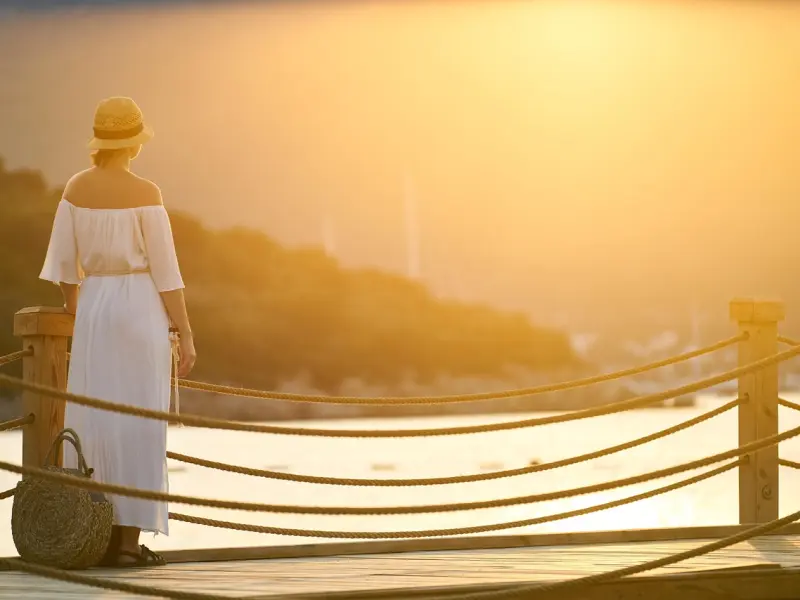 如果你是因为和男朋友感情破裂而分手，可以这样挽回他