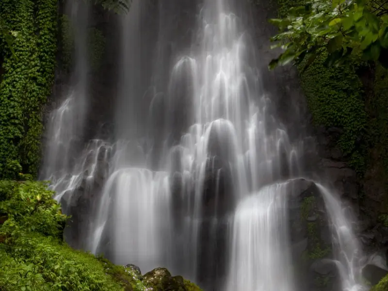 深爱着一个有家庭的人，注定会有这三种心酸