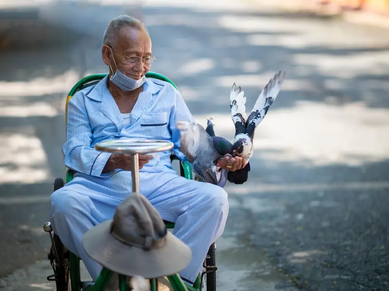 发现男人有出轨的迹象，怎样做才能挽回对方的心