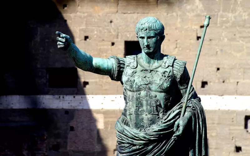 如果你主动一点，我们可能就会有故事