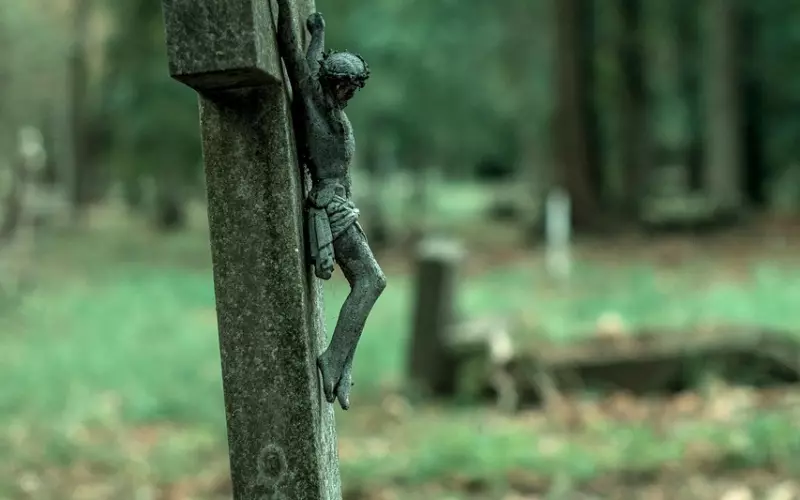 等久了，就痛了，痛久了，心就凉了...