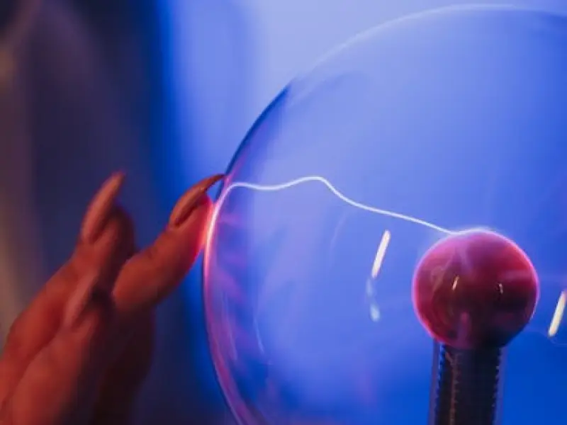 “要想她有触电的那种感觉，请摸这几个位置！”