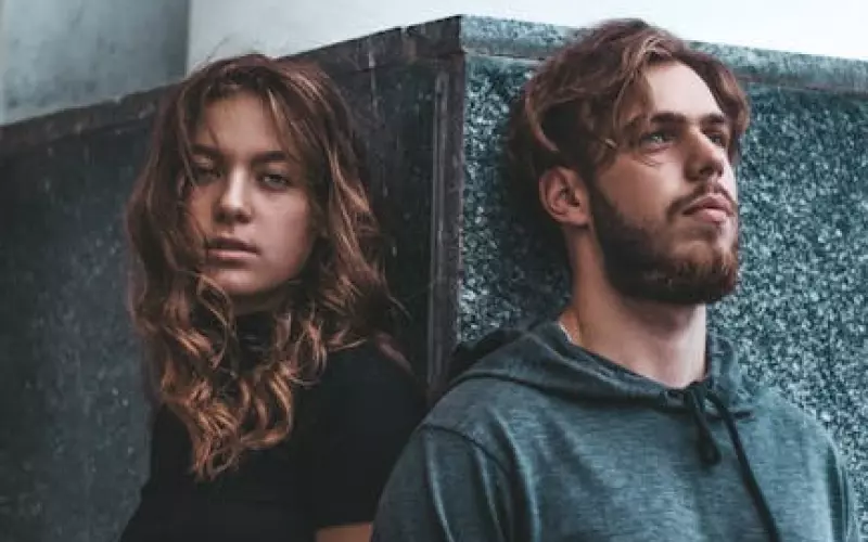 想快速挽回前任，先搞清楚男人不想真分手的表现！